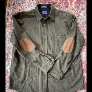 Men’s 100% wool Pendleton button down - XL